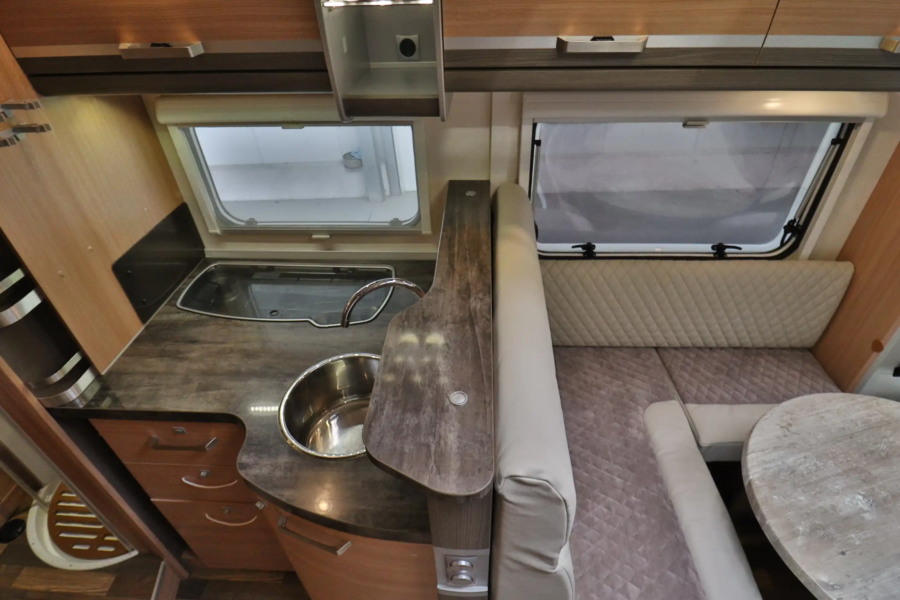 KNAUS Sun TI 700 MEG